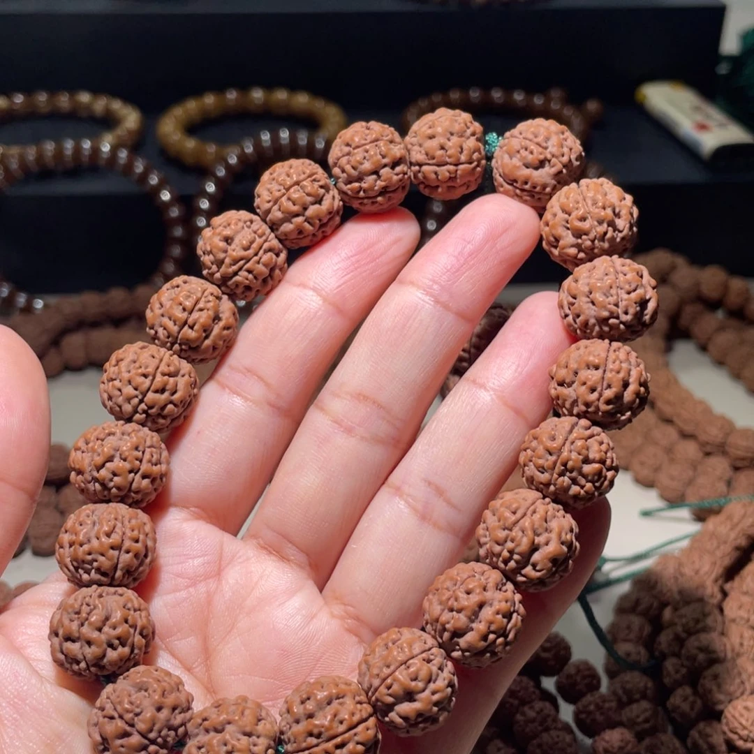 金刚菩提吊坠跳跳龙手串15.5