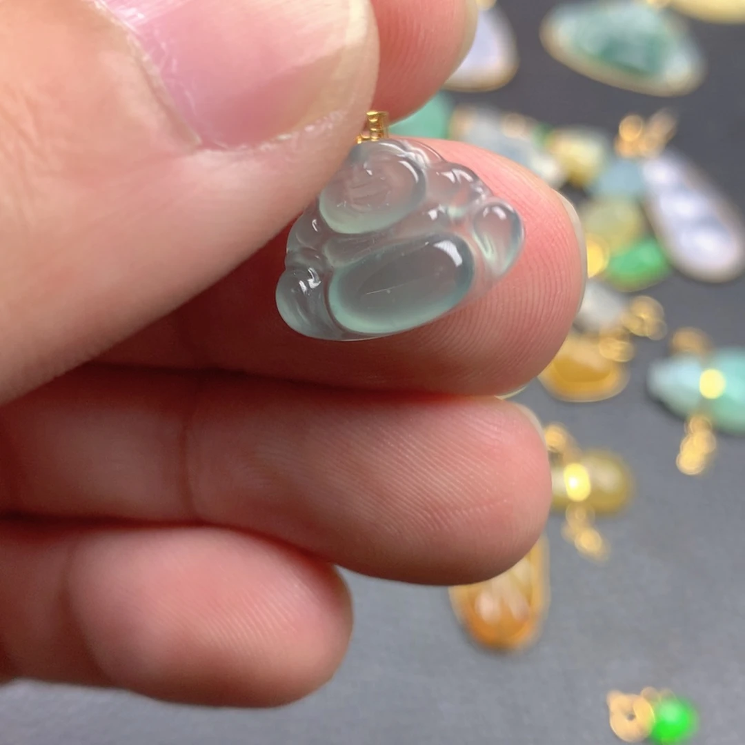 【闪购商品】颈饰18K金镶嵌翡翠翡翠