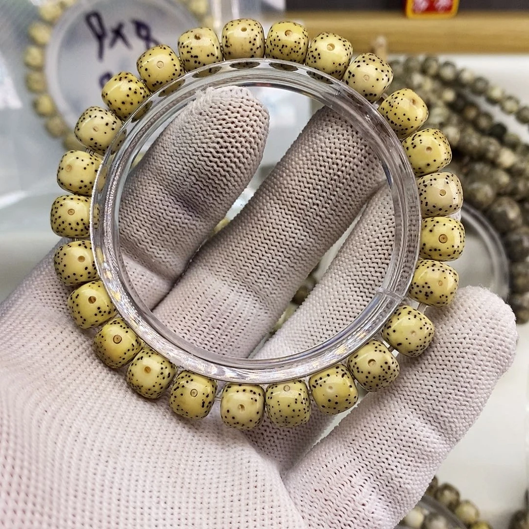 福利9x8大留白鸡油黄走色