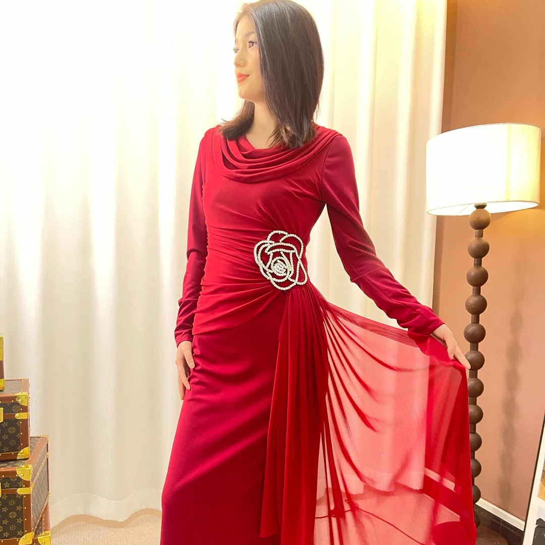 维吾尔族定安哥拉红2025年春季新款左侧水钻花连衣裙显瘦气质长袖