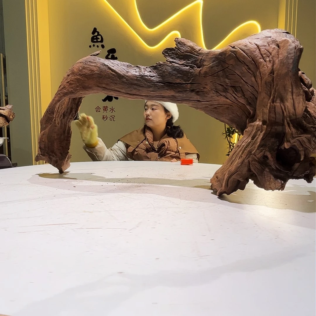 瓦当囚会黄黑红水83 28 35。361