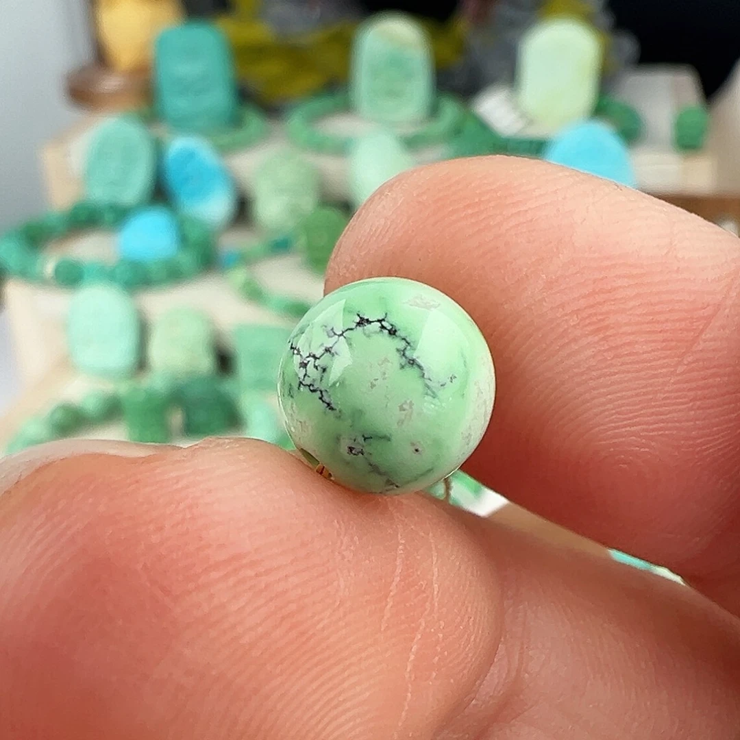 绿松石未镶嵌主播万珍