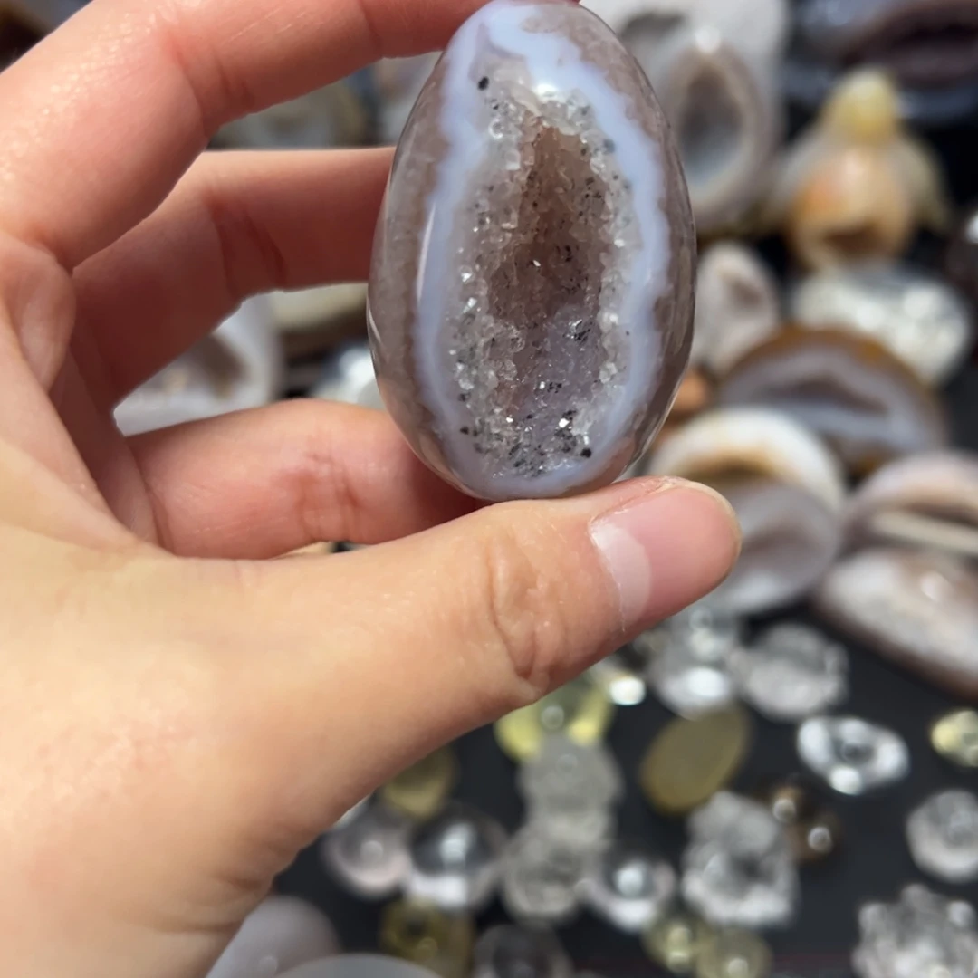 玛瑙/玉髓未镶嵌珠宝奇石