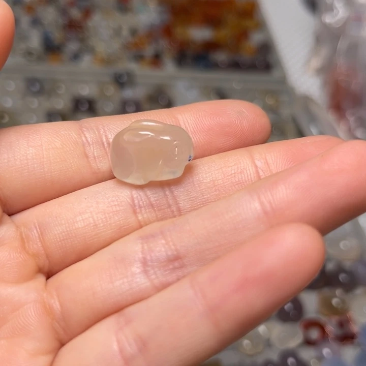 玛瑙/玉髓手镯未镶嵌潼**主