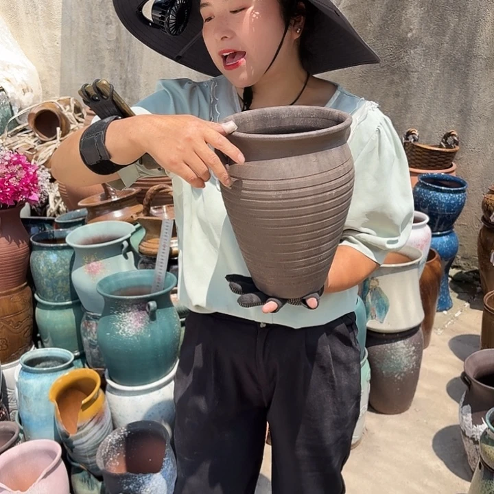 口20高27瑕疵底裂一个盆子。