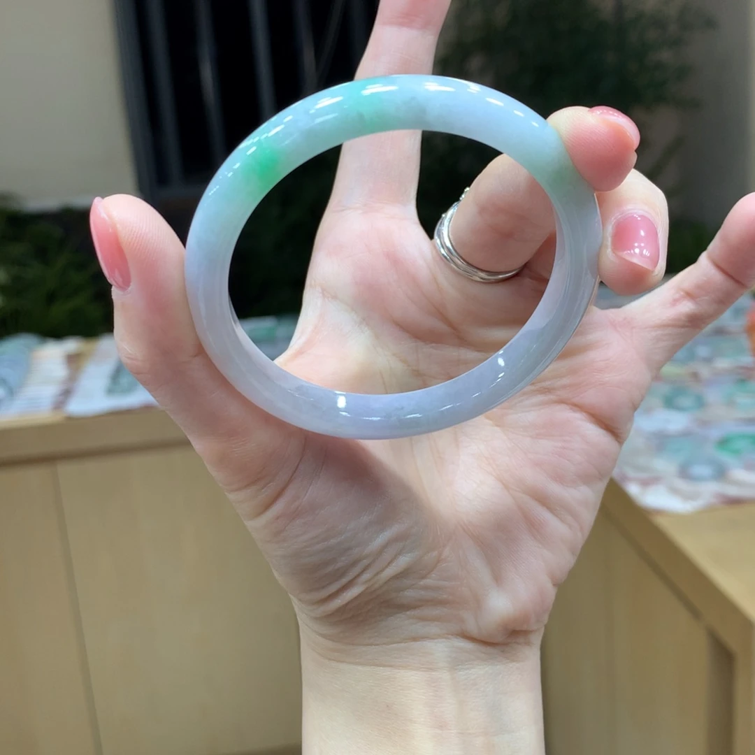 未镶嵌手镯翡翠不退不换