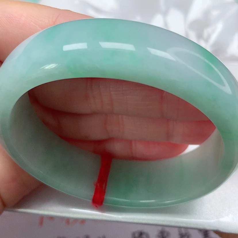 【闪购商品】翡翠手镯（贵妃镯）未镶嵌冰胶果绿宽版贵妃手镯54圈3号