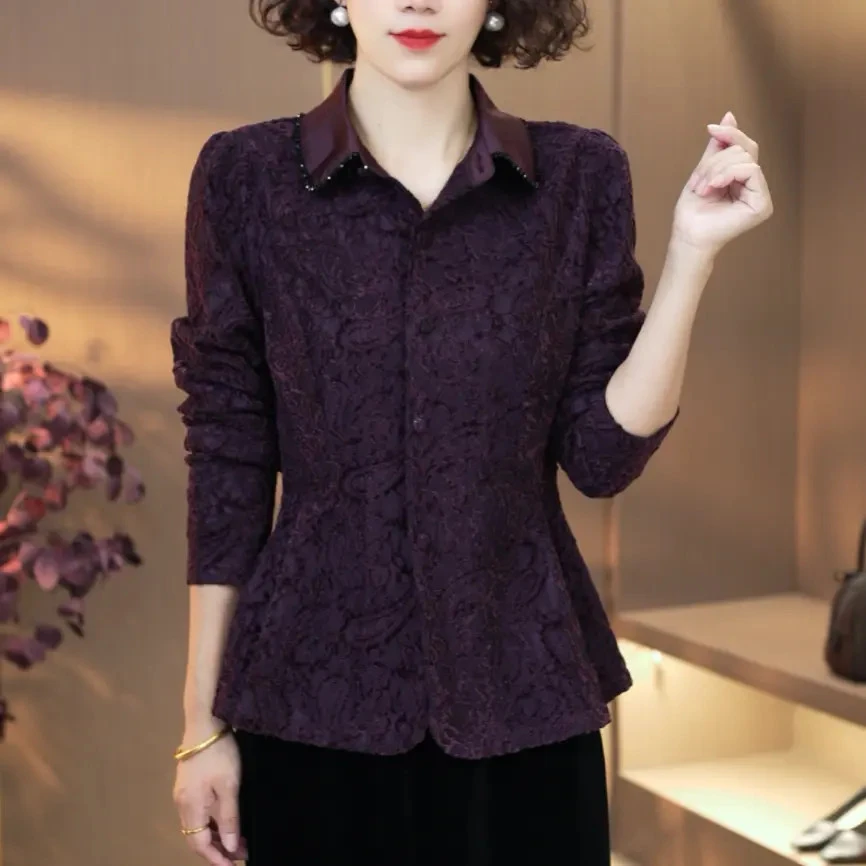 2025秋冬新款植绒蕾丝西装领洋气修身开衫外套气质时尚妈妈装上衣