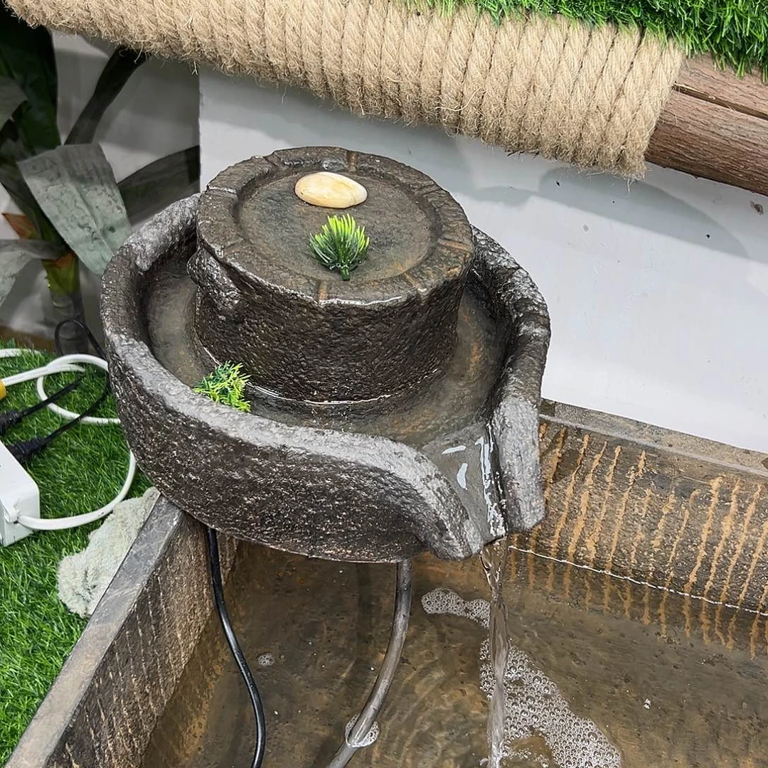 不带下面的缸石磨流水