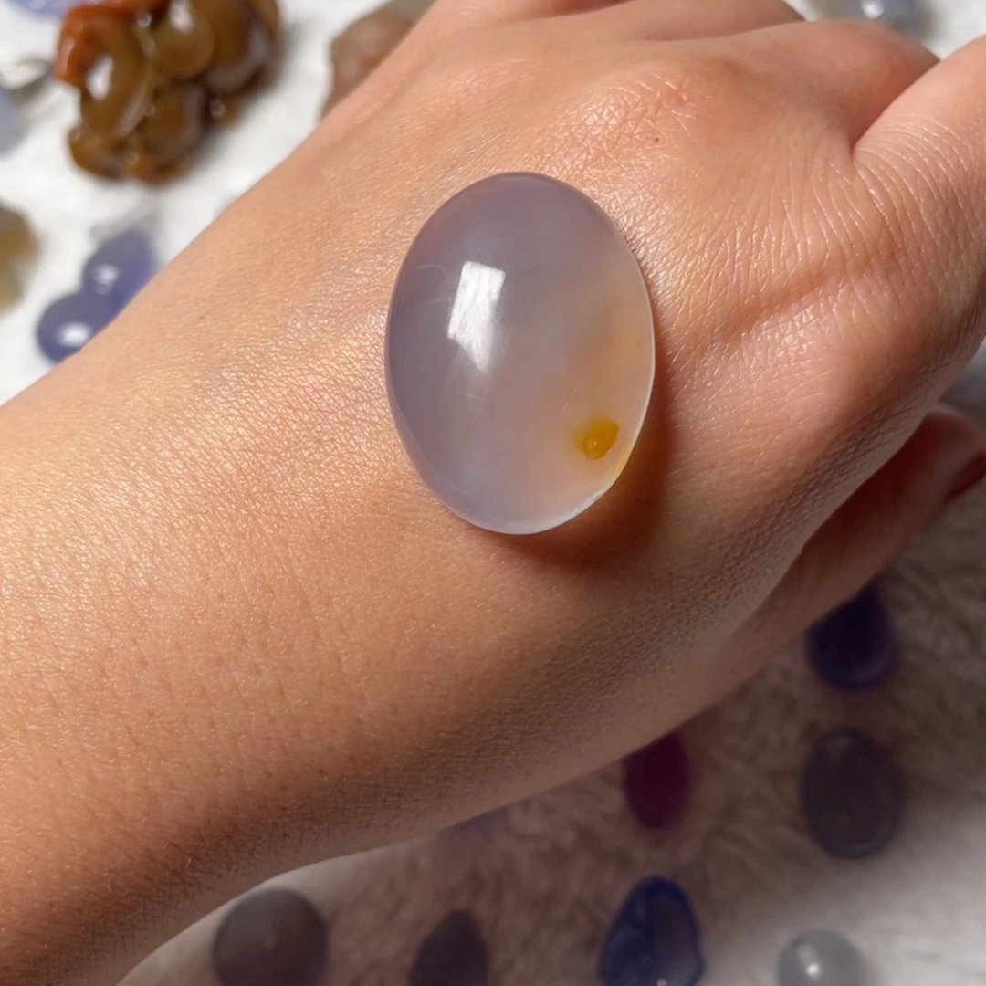 玛瑙/玉髓未镶嵌颈饰蓝玛瑙蛋面