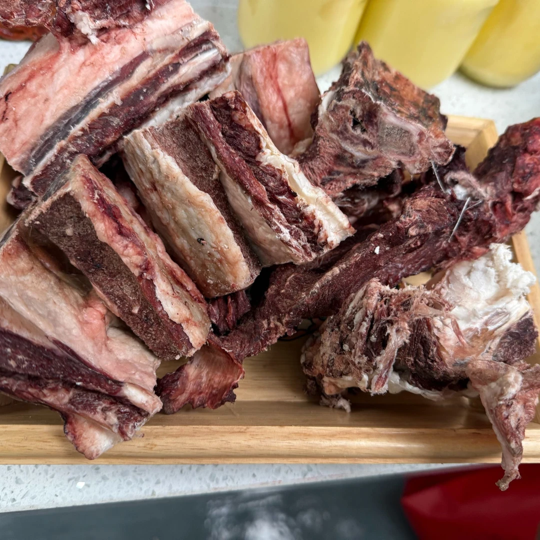 鄂托克旗纯牧区自然风风干牛排草地小红牛香味淳厚越嚼越香