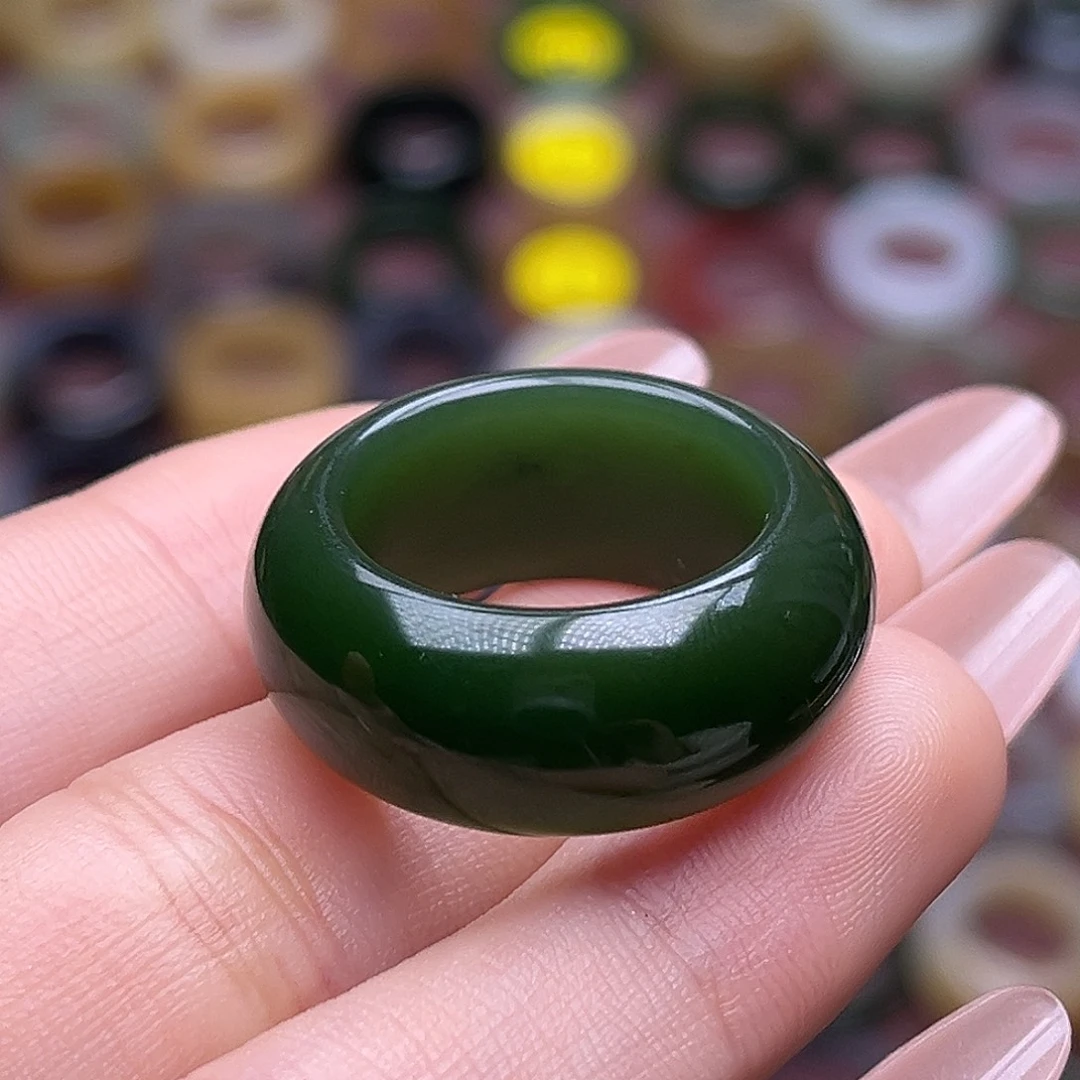 和田玉未镶嵌戒指17.9辣菠菜绿