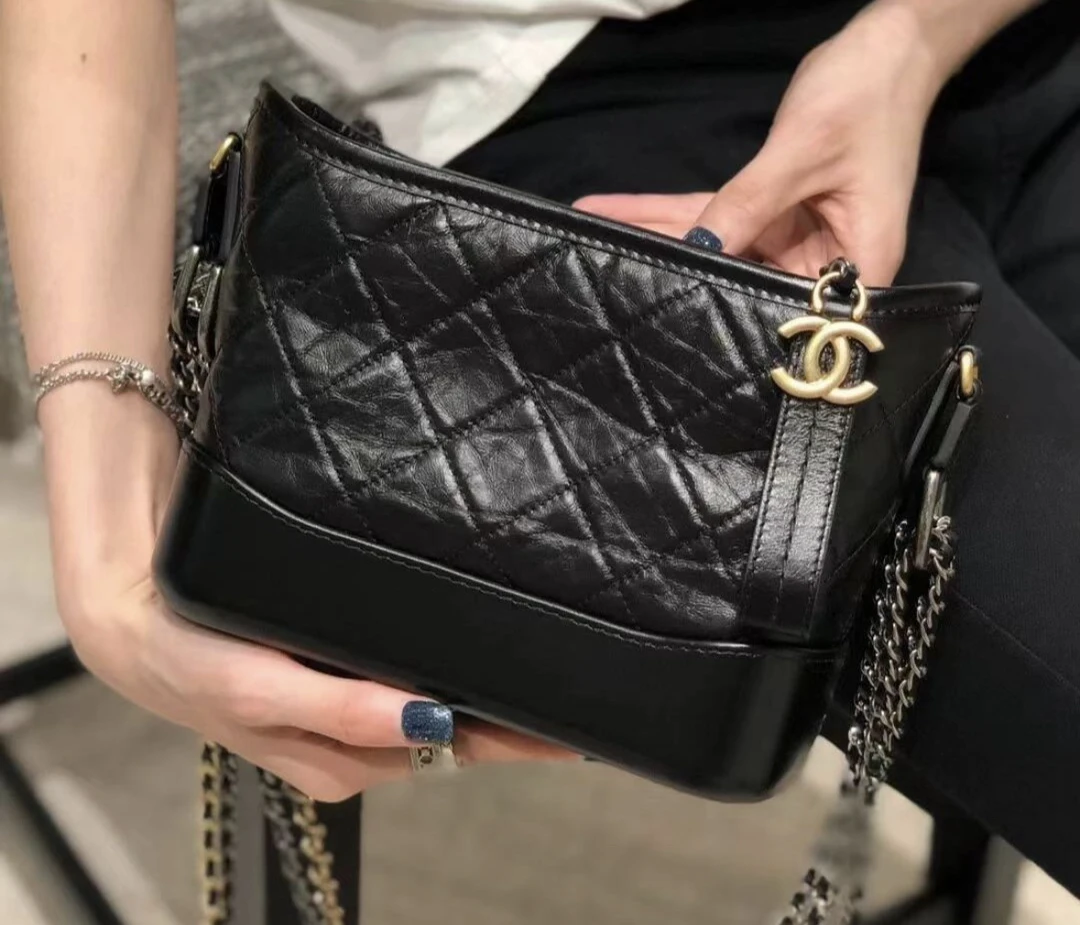 95新 Chanel/香奈儿 98新 奢总管/流浪包/镭射28开