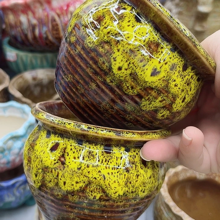 多肉绿植陶瓷花盆9.9包邮，有孔