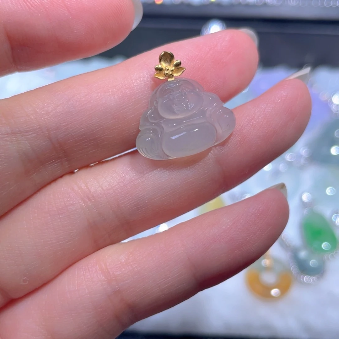 翡翠18K金镶嵌颈饰翡翠