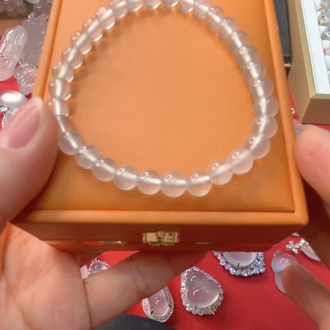 石英质玉未镶嵌吊坠