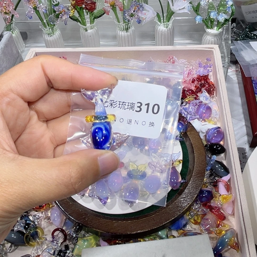 小***7玻璃颈饰310鲸鱼一个