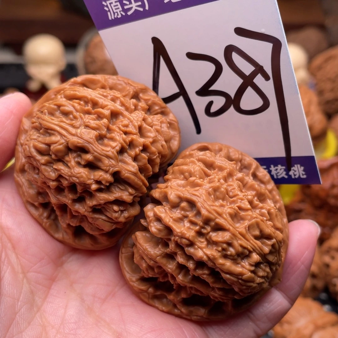 把件桃核南疆石44