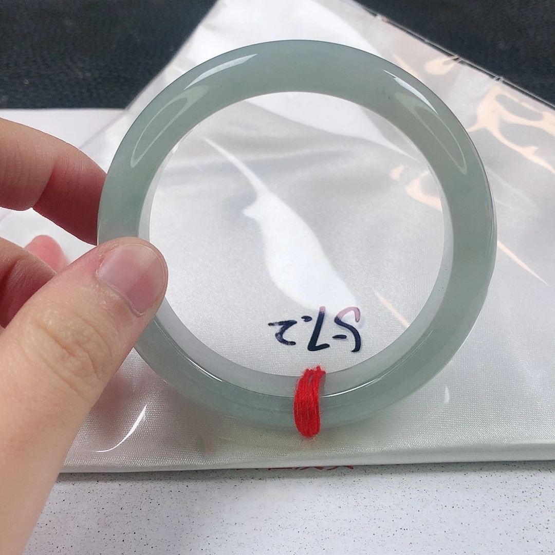 未镶嵌手镯翡翠440