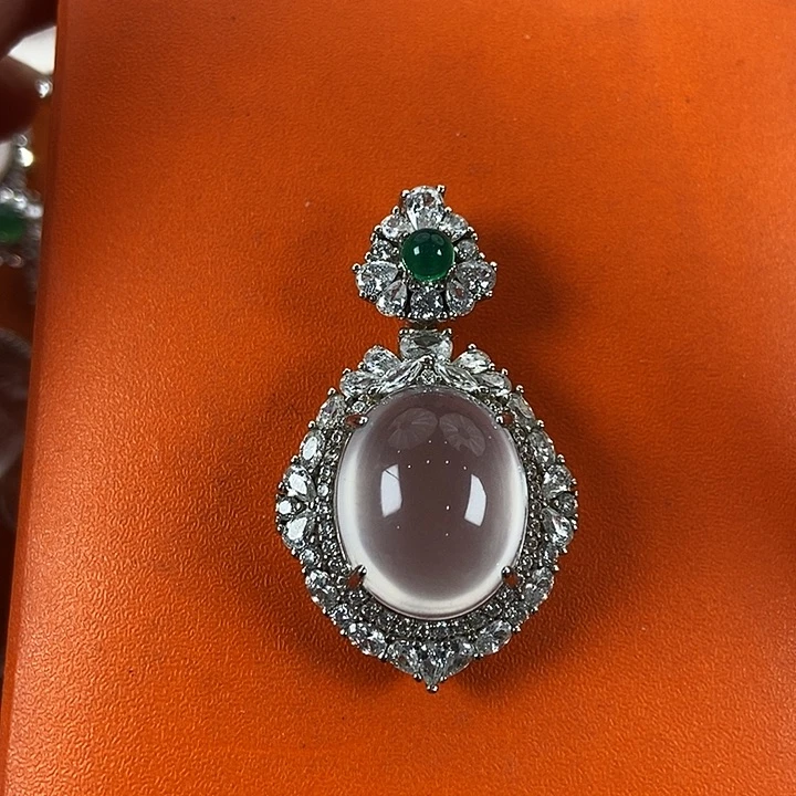 石英质玉银S925镀金镶嵌颈饰