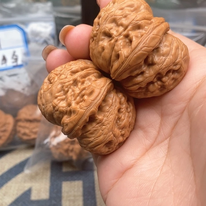 猴头核桃吊坠9090号元宝44