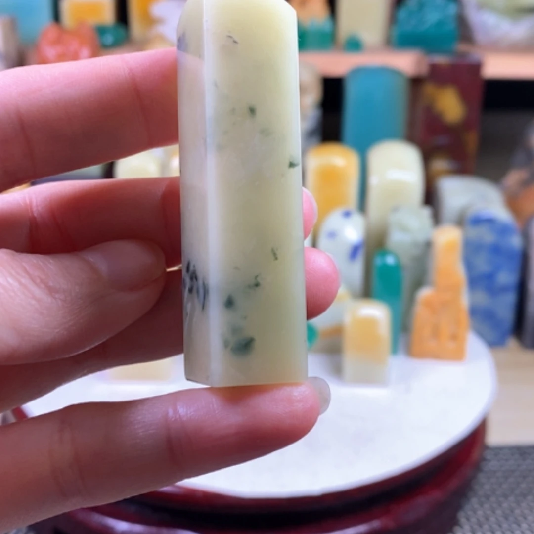 【闪购商品】青田石封门皮蛋绿………….