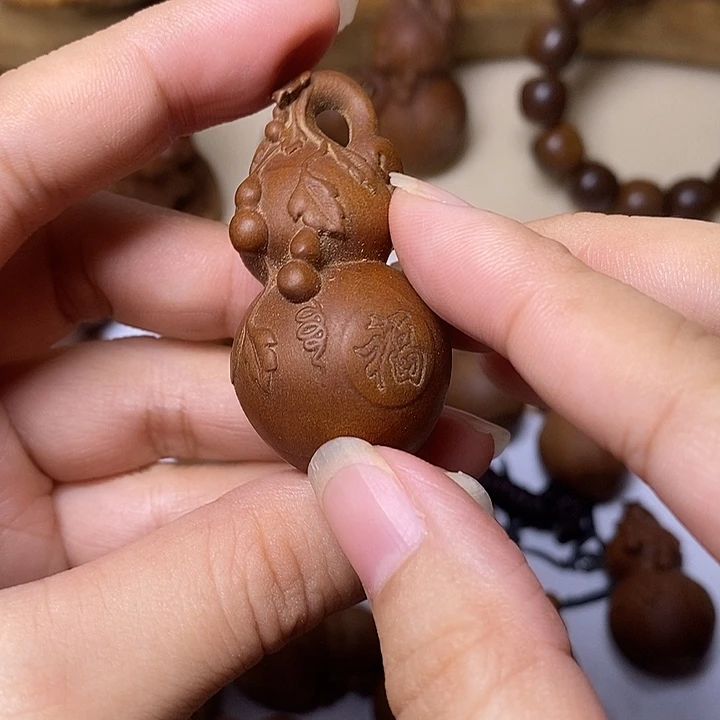 檀香木手串/手链老山檀香精雕福字葫芦
