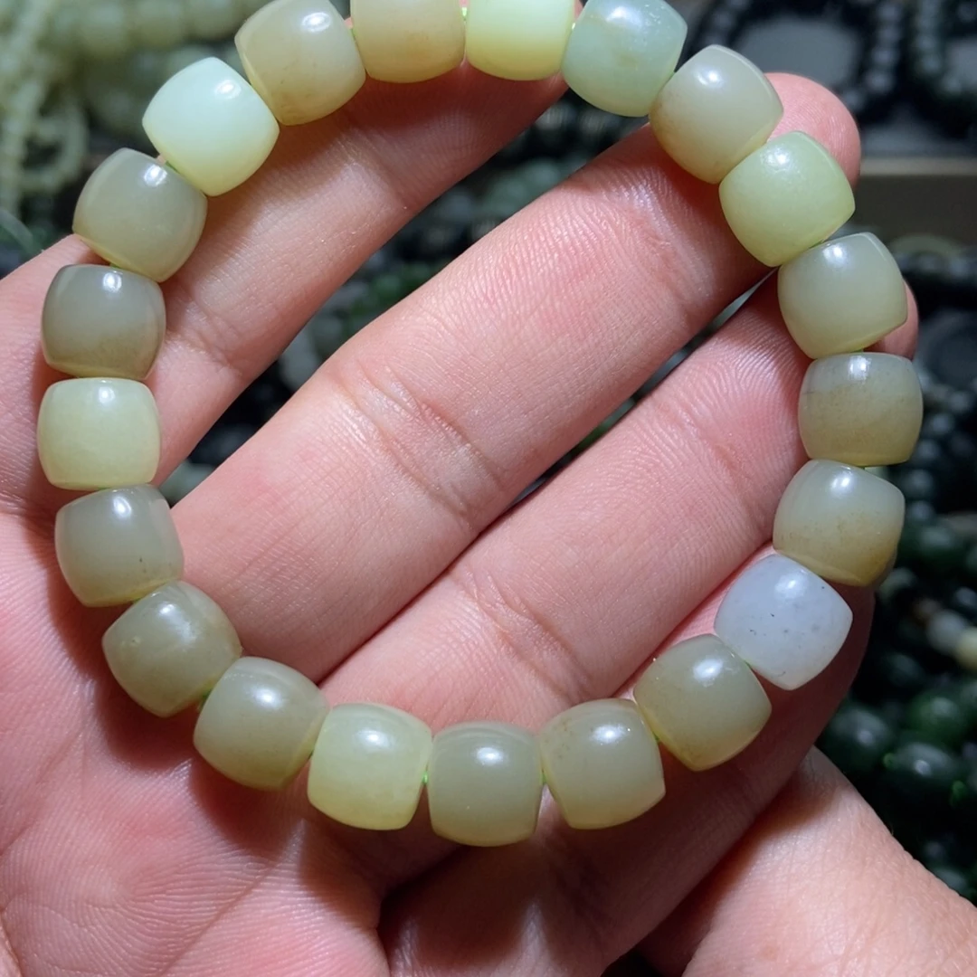 和田玉（糖玉）未镶嵌手链