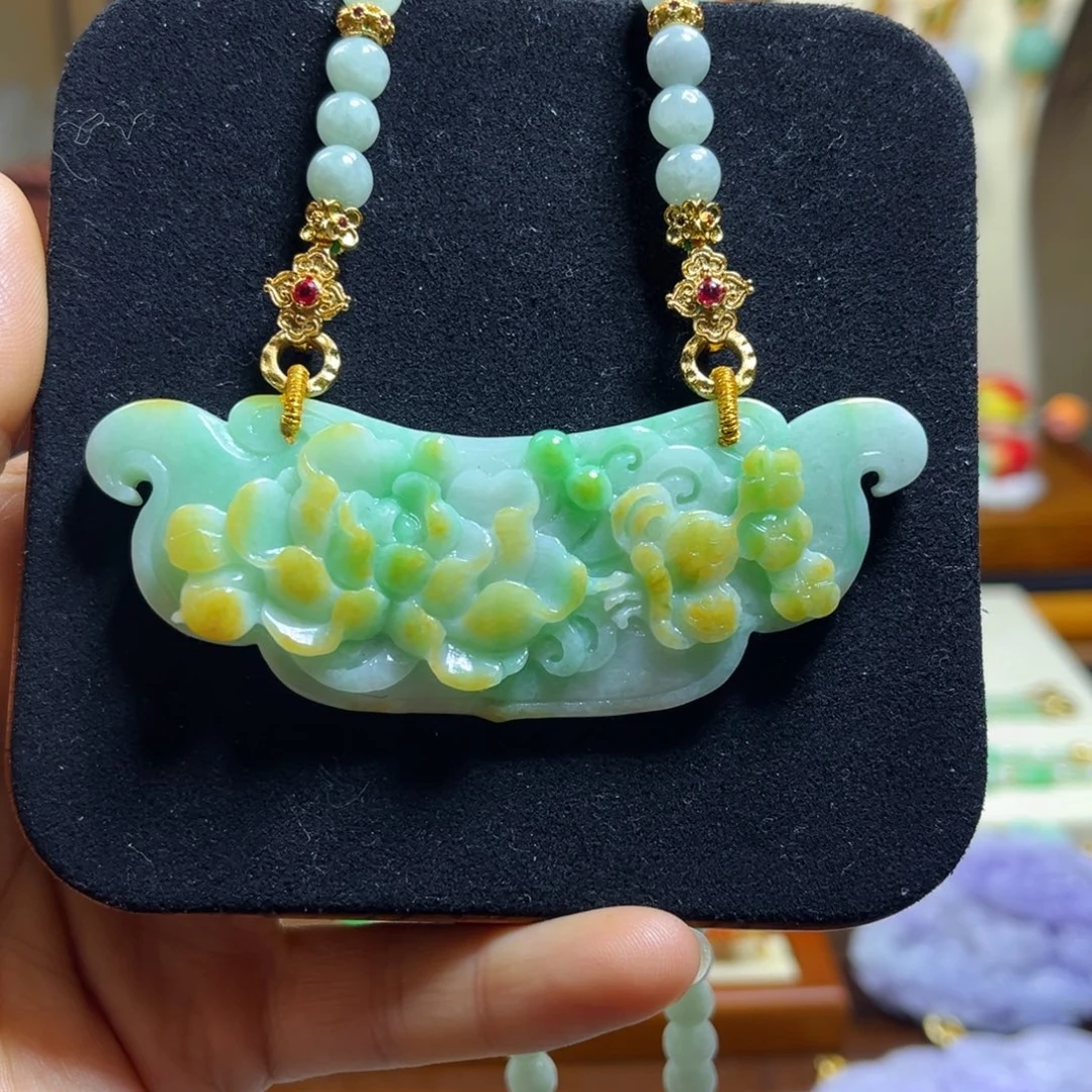 翡翠未镶嵌颈饰天然翡翠