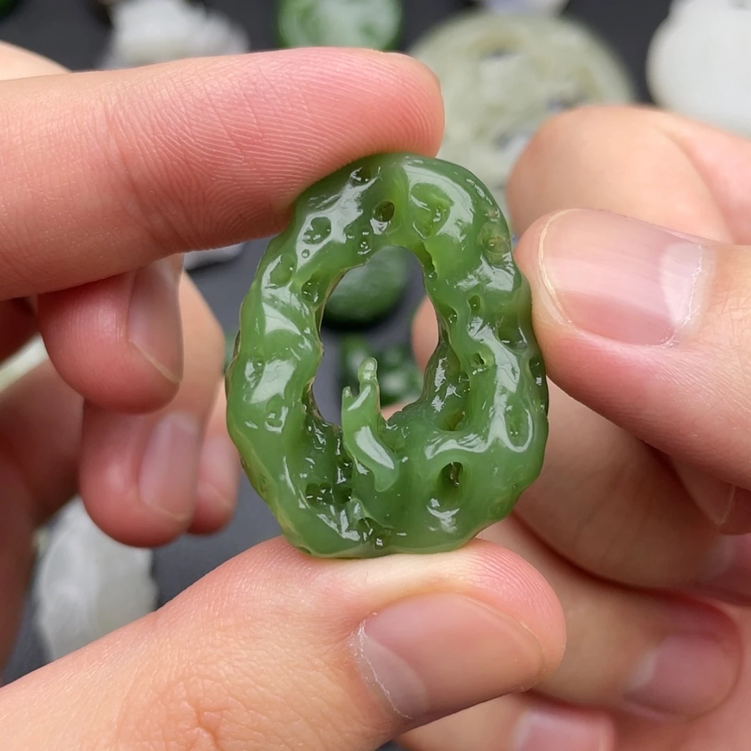 【闪购商品】颈饰未镶嵌和田玉