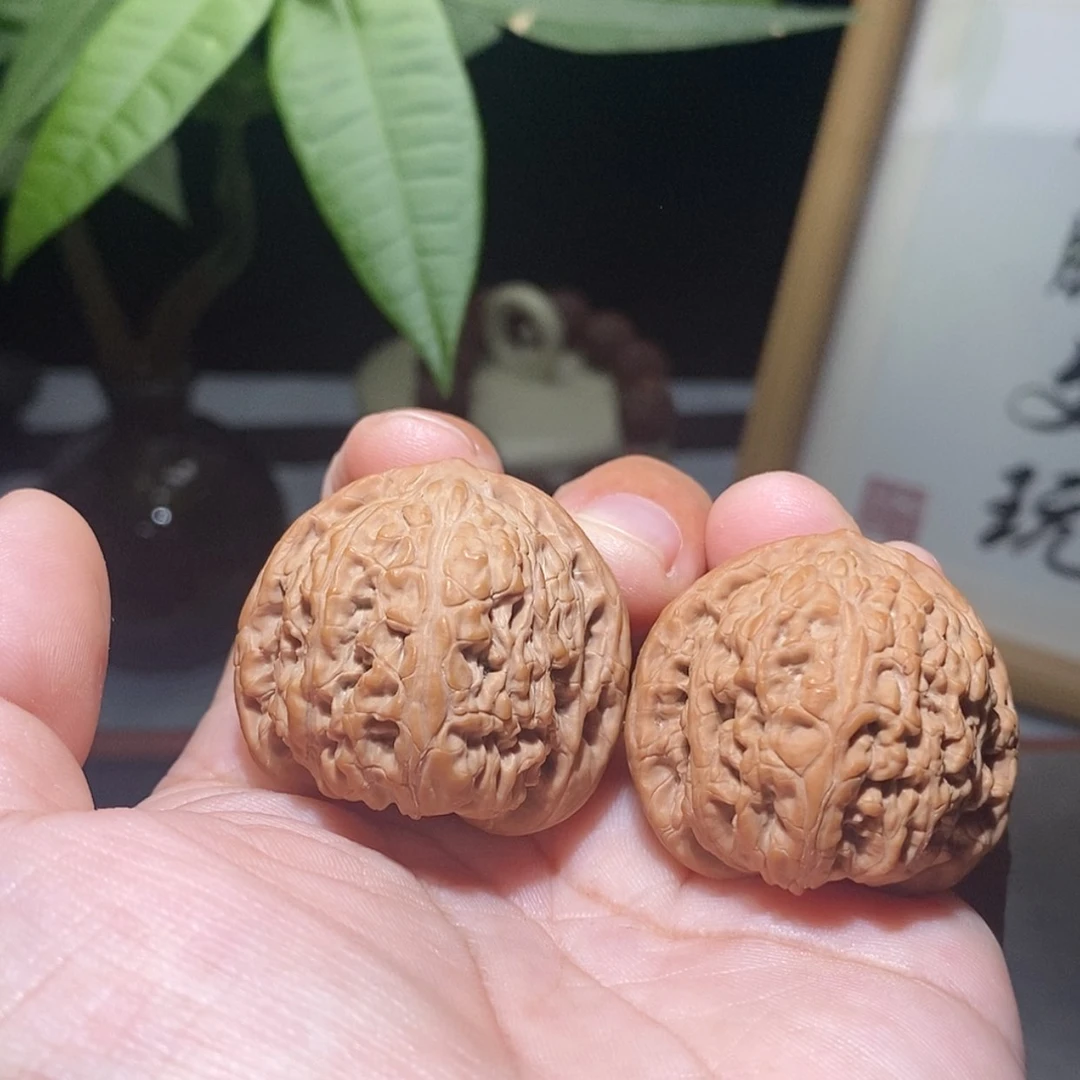 【闪购商品】吊坠文玩核桃密纹狮子头