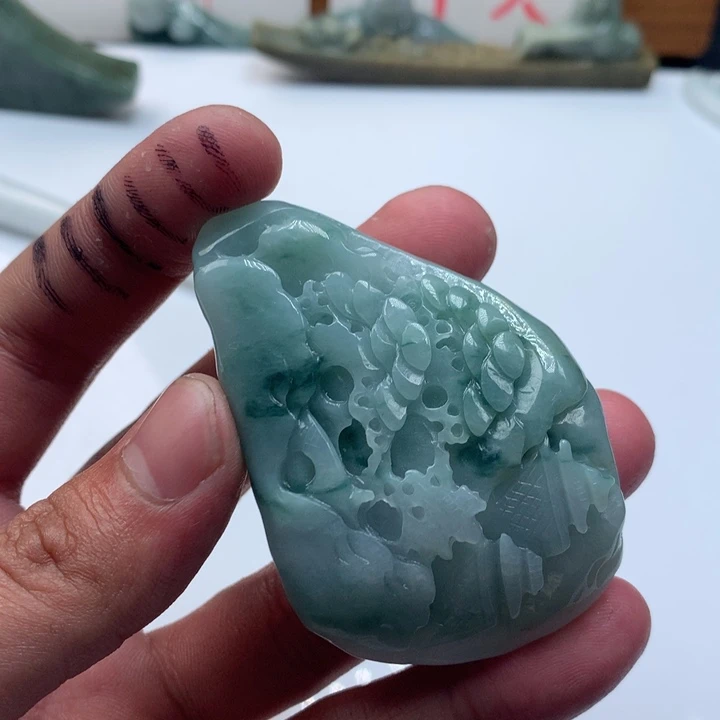 翡翠未镶嵌颈饰保真天然a货翡翠