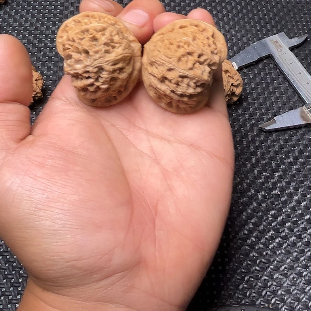 文玩核桃吊坠宫灯