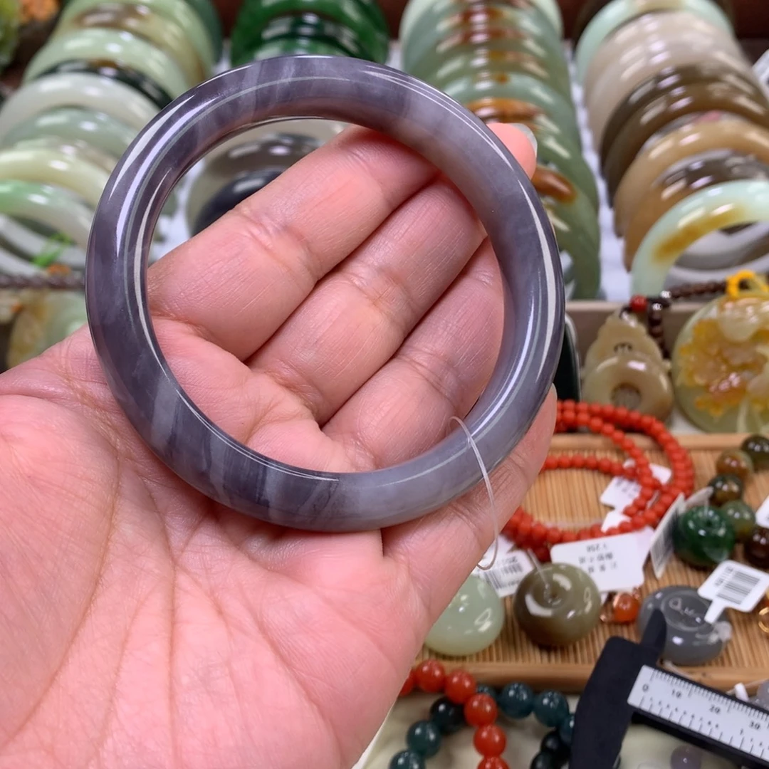 和田玉未镶嵌手镯60_61口径