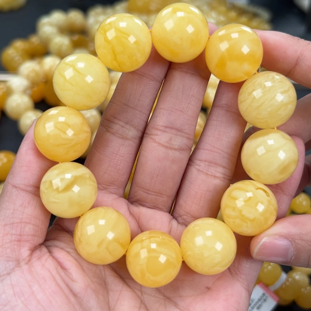 琥珀未镶嵌手链48.7克