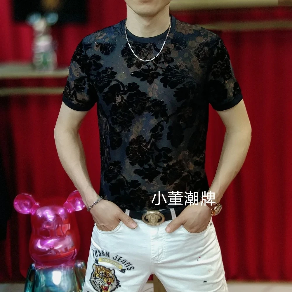 2025夏季男士新款时尚轻奢植绒提花圆领T恤百搭修身帅气冰丝短袖