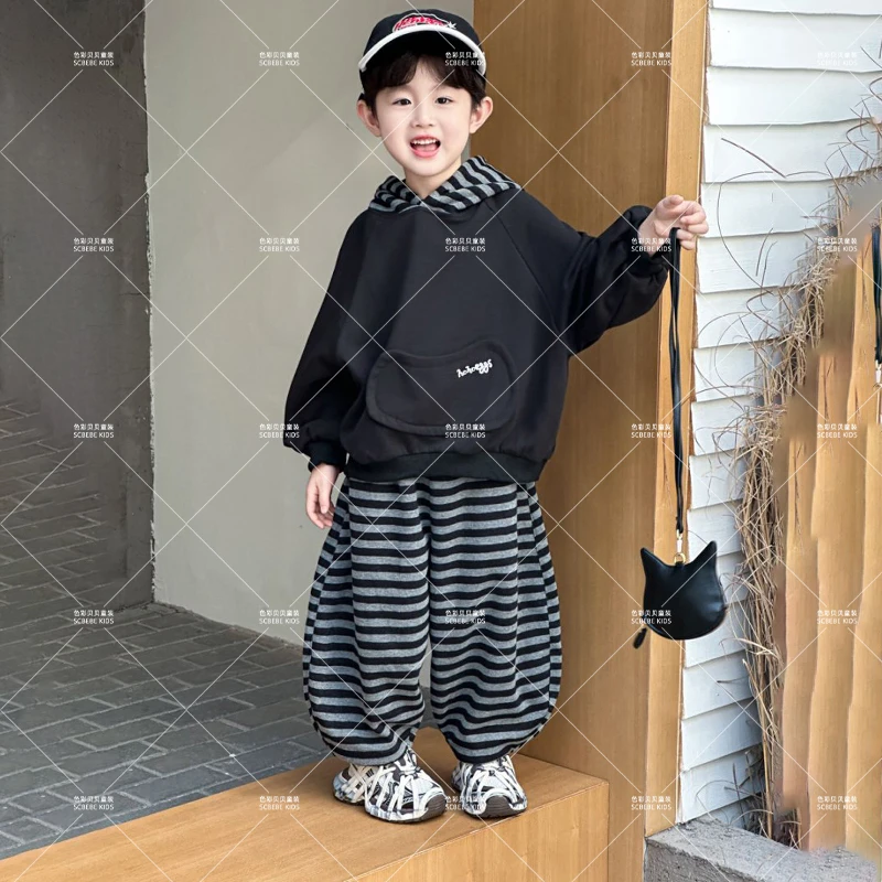 SCBEBE“小镇钢琴家”套装新款秋季百搭连帽卫衣男童休闲卫裤AT011