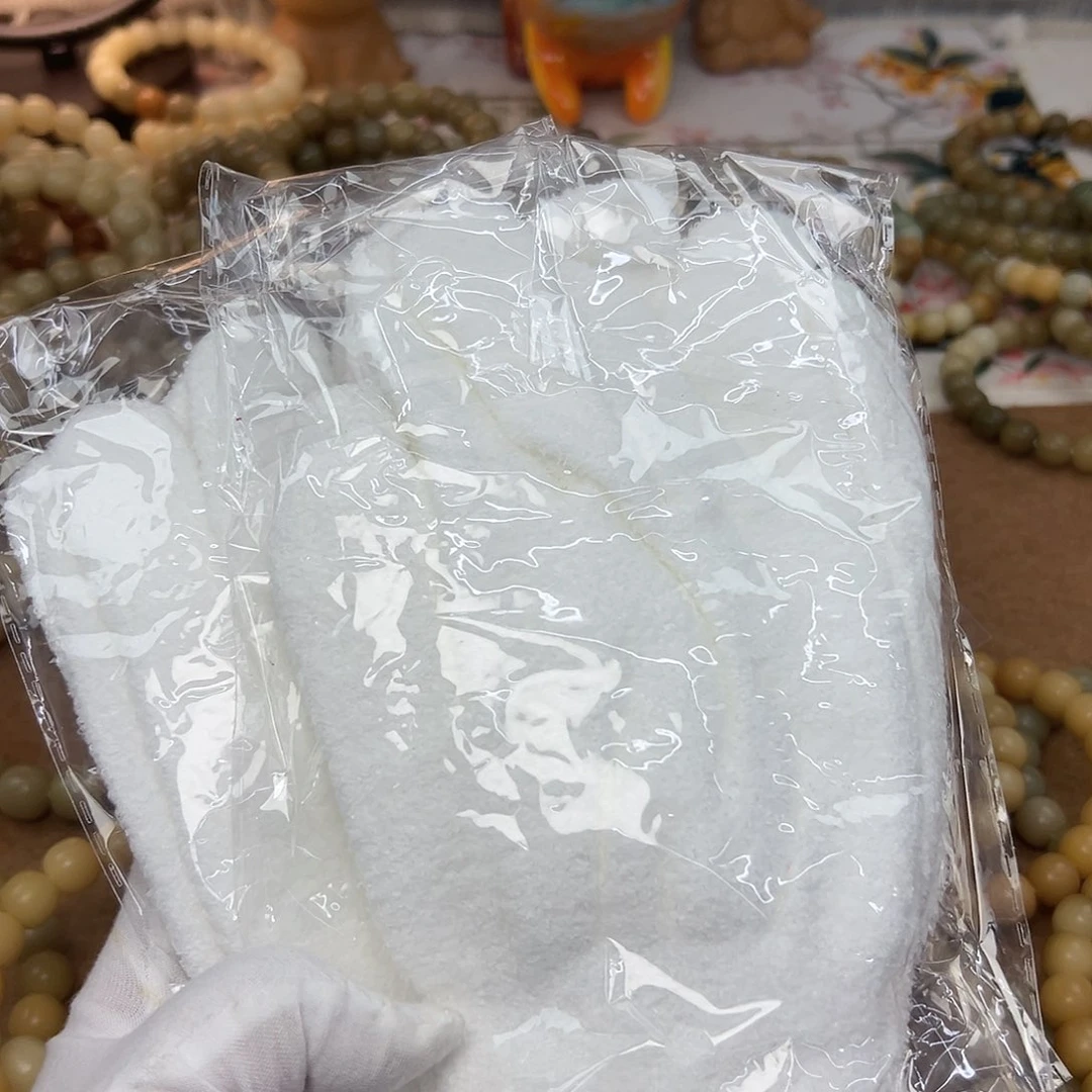 菩提根/象牙果吊坠短毛手套一双