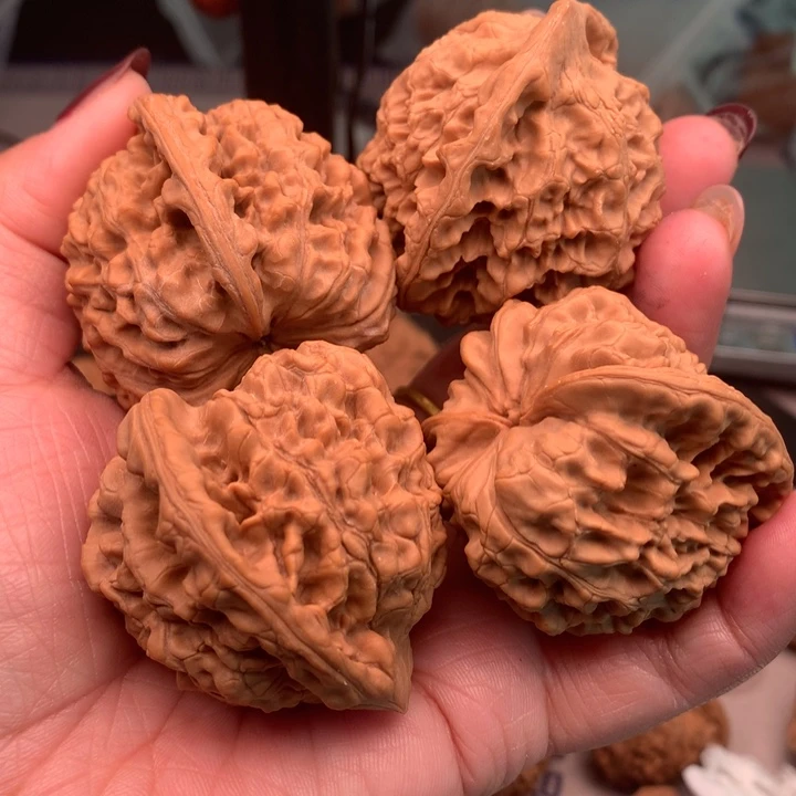 刚*好文玩核桃手把件大官帽