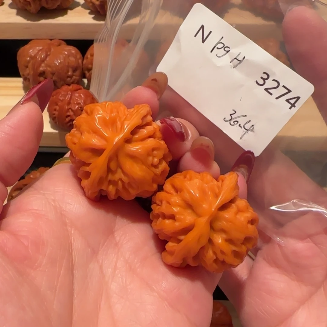 3****文玩核桃吊坠苹果园36精品