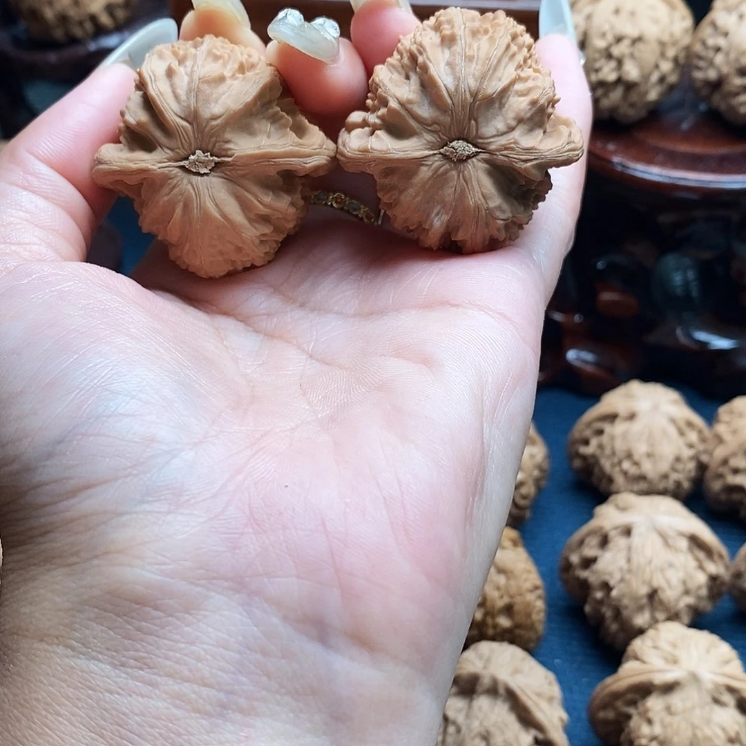 o***j吊坠文玩核桃白狮子40