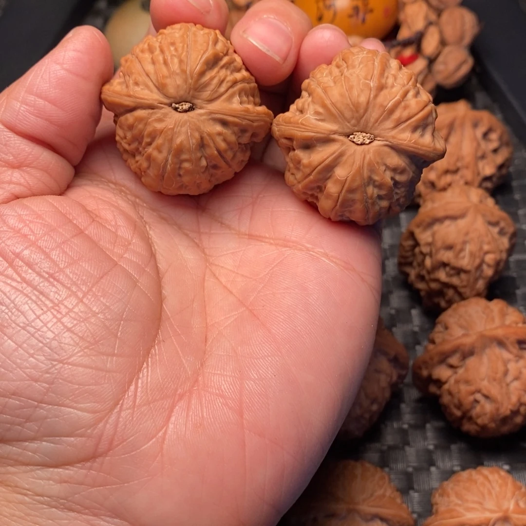 六***哥把件文玩核桃乾隆磨38