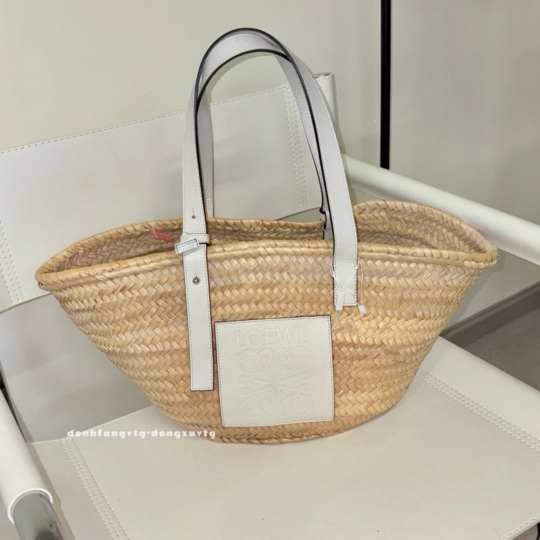 95新 LOEWE/罗意威 loewe 白色编织菜篮子单肩包