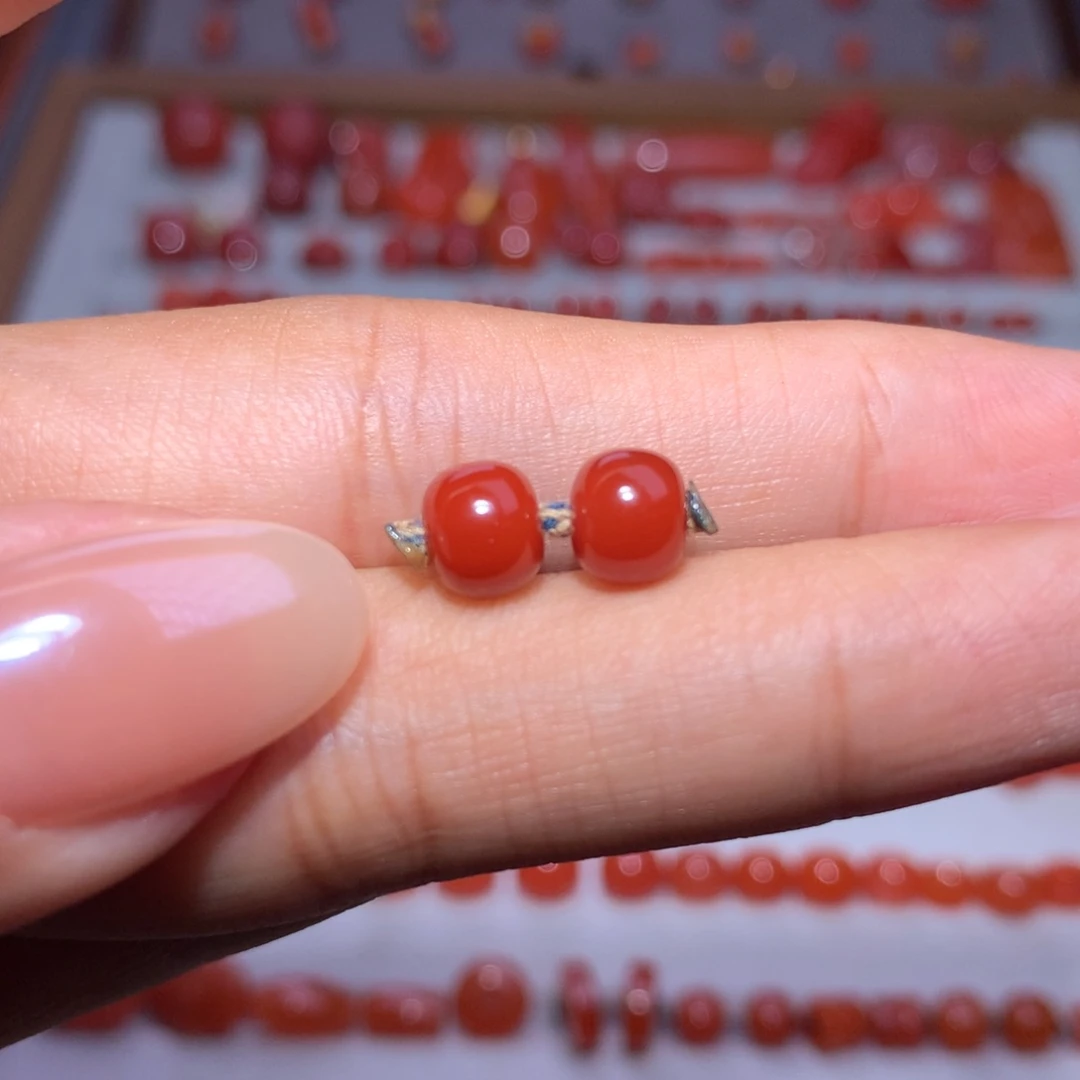 南红玛瑙老型对珠6.7×5.7未镶嵌微纹