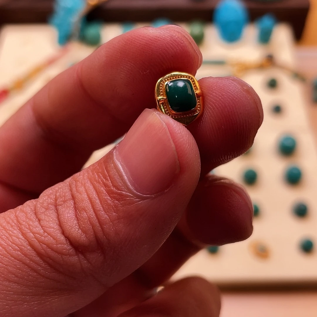 绿松石珠宝奇石未镶嵌海****月