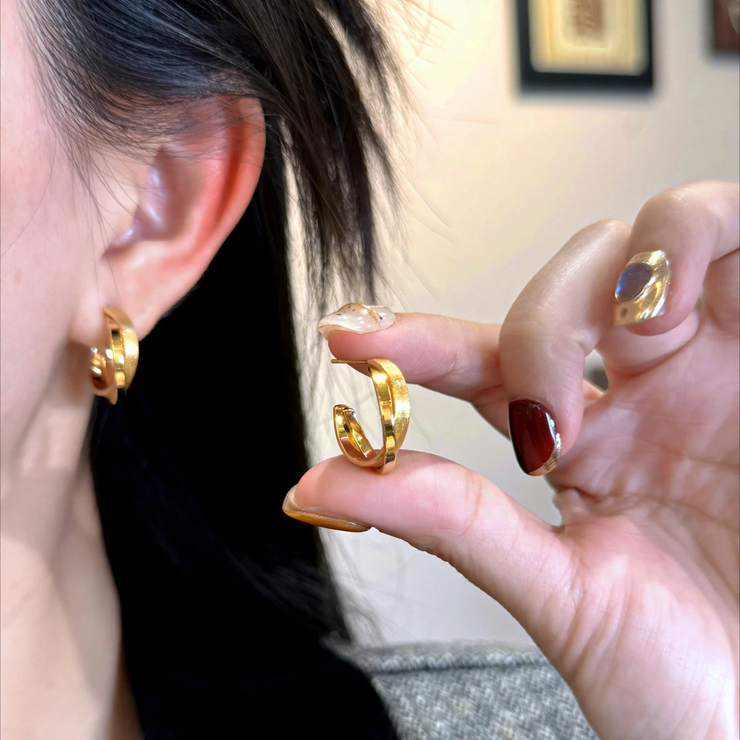 【洞见】金色编织耳钉精致气质时尚耳饰百搭轻奢高级耳环女ES1301