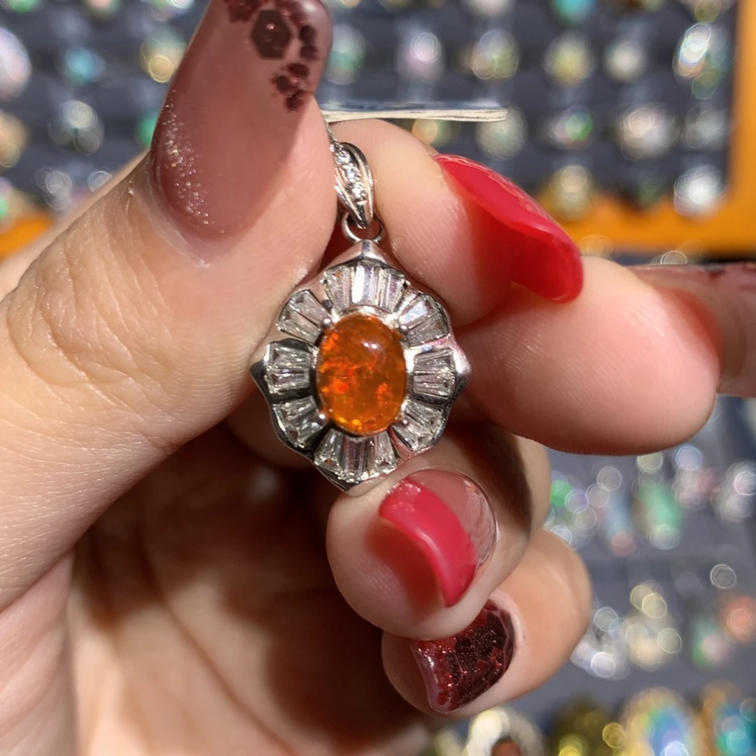 银S925镶嵌欧泊欧泊吊坠y