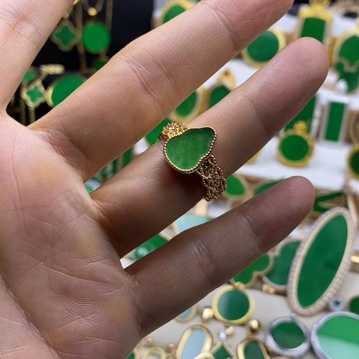 钛钢时尚葫芦戒指