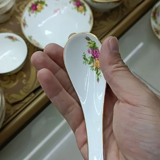小***子红刮金小马戈3个骨质瓷