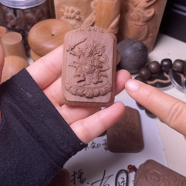 檀香木老山檀香不动明王鸡